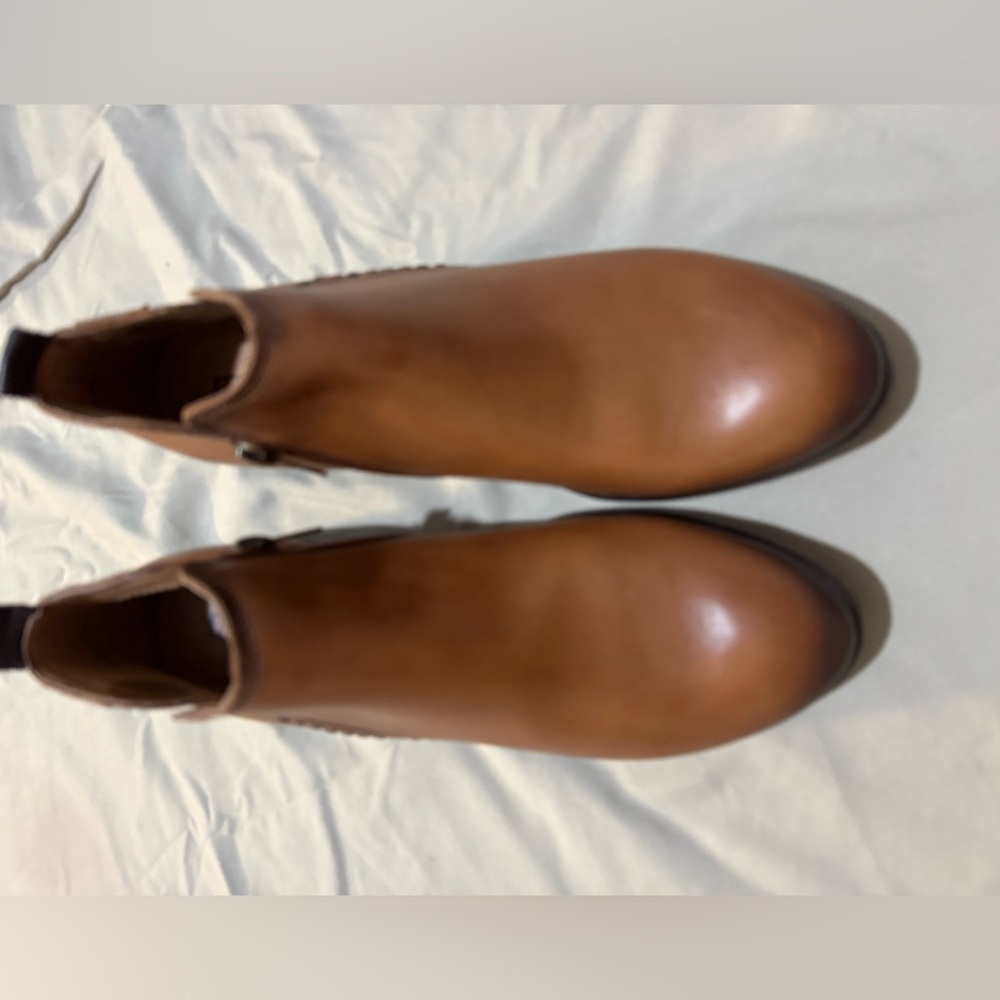 Pikolinos Tan Leather Footwear
